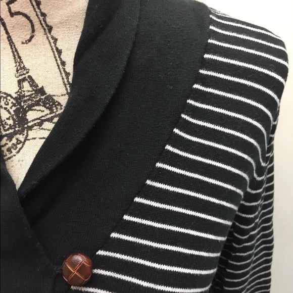 Liz Claiborne Women Black White Sweater Cowl Leather Button L/S Petite M Cotton - Picture 6 of 12